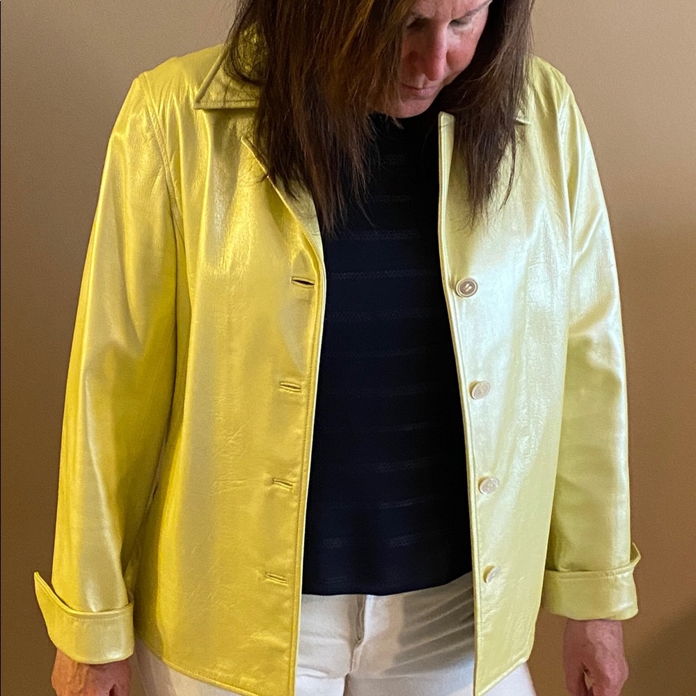 Cabi- yellow/green -100% lamb suede leather